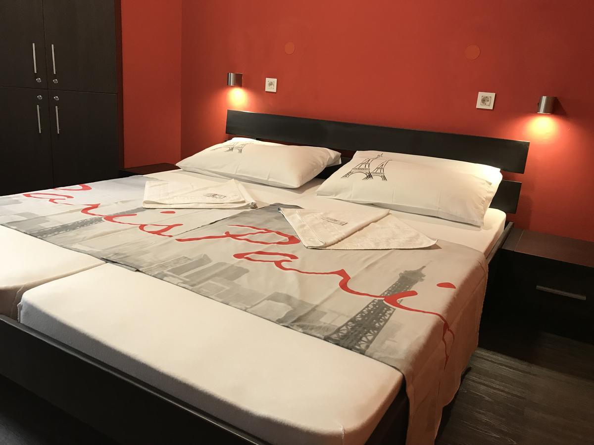 Hostel Paris Zagreb Bagian luar foto